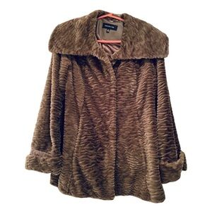 NWOT Jones New York Taupe Faux Fur Chinchilla Teddy Jacket